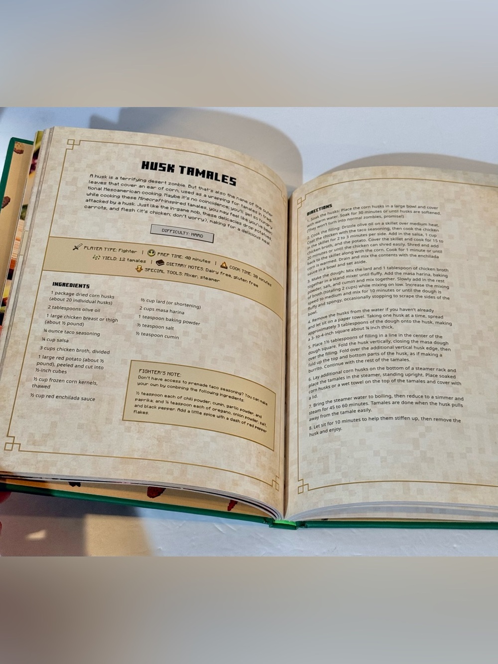 Minecraft Gather, Cook, Eat Official Cook Book Hardcover Brand New - Picture 3 of 4